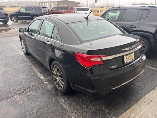 2013 Chrysler 200 LX