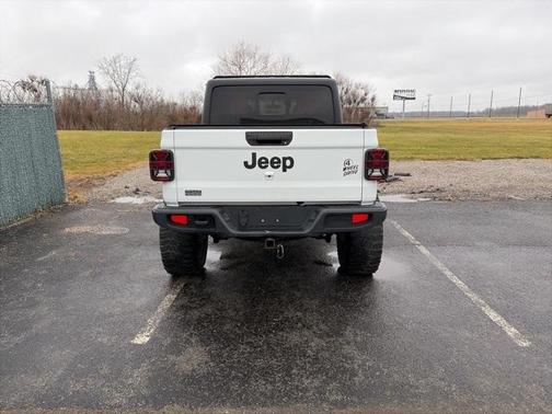 2021 Jeep Gladiator Sport