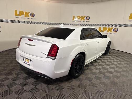 2017 Chrysler 300 S