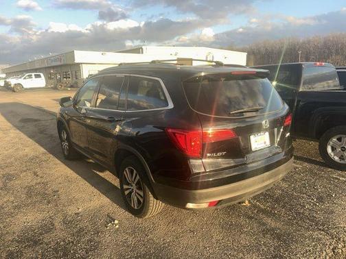 Crystal Black Pearl 2018 Honda Pilot EX-L