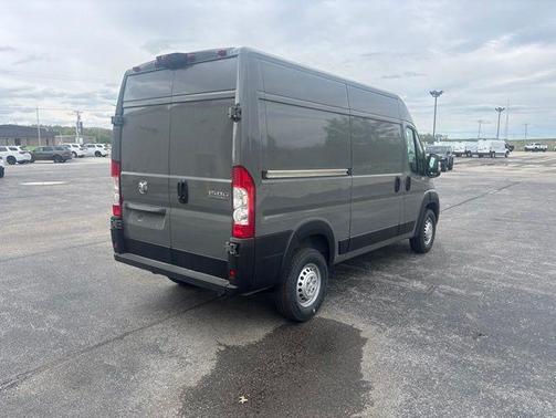 Gray Clearcoat 2026 RAM ProMaster 1500 Base