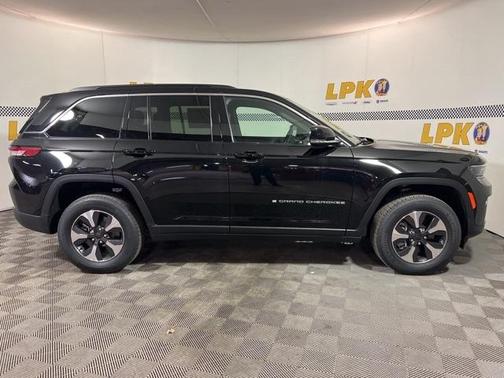 2025 Jeep Grand Cherokee 4xe Base
