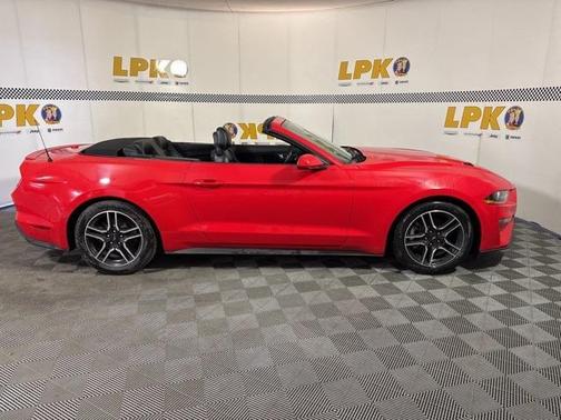 2022 Ford Mustang EcoBoost Premium