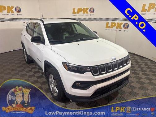 Bright White Clearcoat 2022 Jeep Compass Latitude