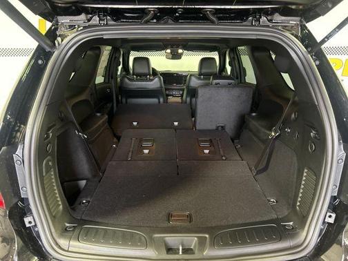 Black 2026 Dodge Durango GT HEMI V8