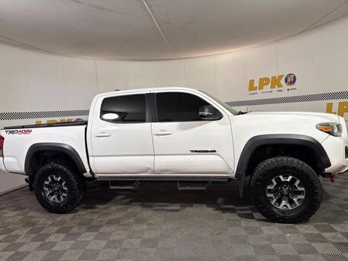 2016 Toyota Tacoma TRD Sport