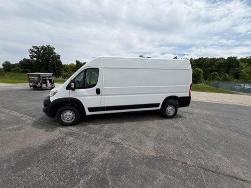 Bright White Clearcoat 2026 RAM ProMaster 2500 High Roof