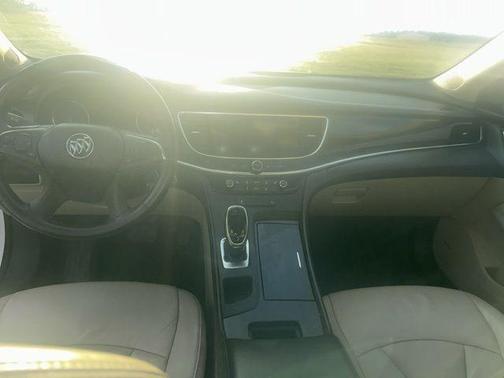 White Frost Tri-Coat 2017 Buick LaCrosse Essence