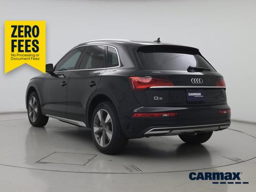 Black 2023 Audi Q5 Premium