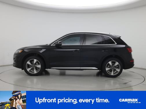 Black 2023 Audi Q5 Premium