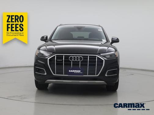 Black 2023 Audi Q5 Premium