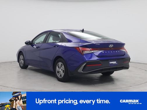 Blue 2024 Hyundai ELANTRA SE