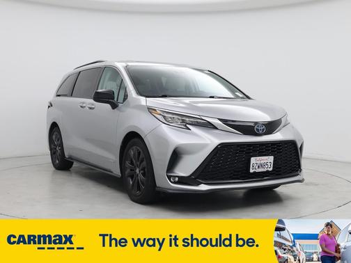 2021 Toyota Sienna XSE