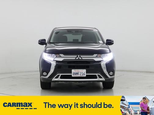 2020 Mitsubishi Outlander SE
