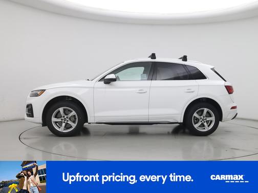 White 2023 Audi Q5 Premium