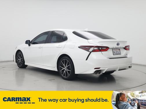2023 Toyota Camry Hybrid SE