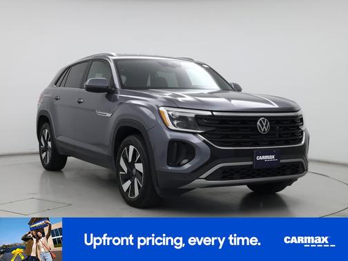 Gray 2024 Volkswagen Atlas Cross Sport SE w/Tech