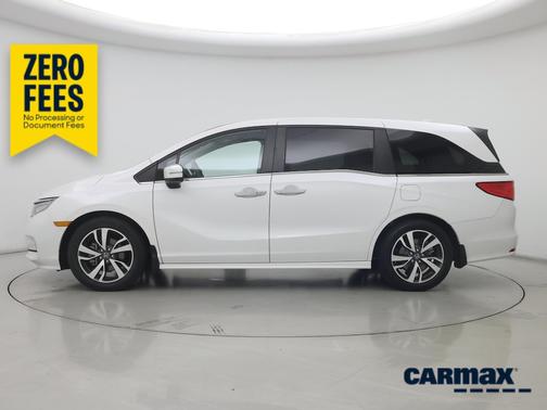 White 2024 Honda Odyssey Touring