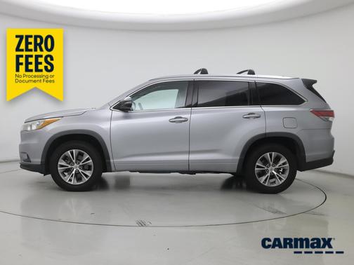 Silver 2015 Toyota Highlander XLE