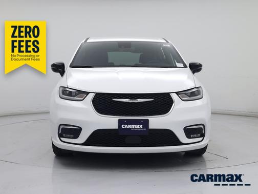 White 2026 Chrysler Pacifica Select