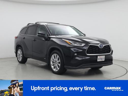 Black 2023 Toyota Highlander Hybrid Limited