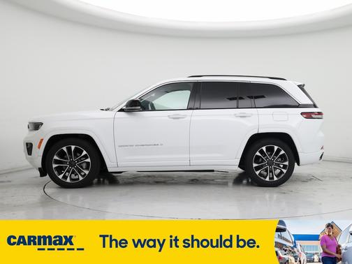 2022 Jeep Grand Cherokee Overland