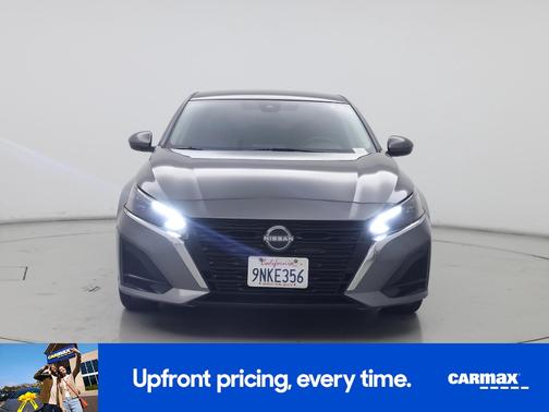 2023 Nissan Altima SV