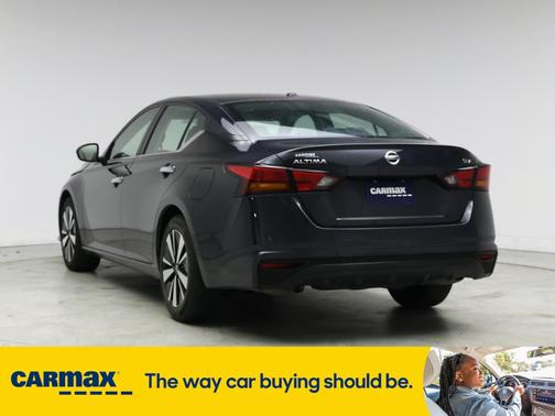 2022 Nissan Altima SV