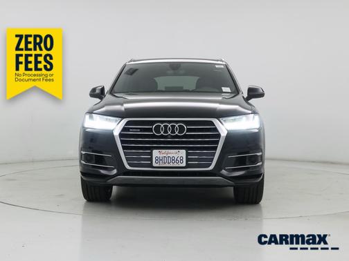 Black 2019 Audi Q7 Premium Plus