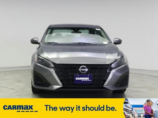2023 Nissan Altima SV