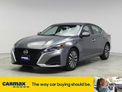 2023 Nissan Altima SV