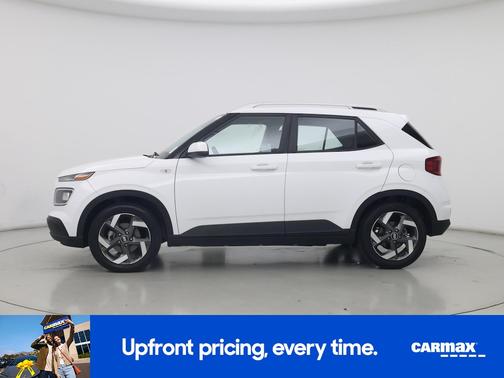 2022 Hyundai VENUE SEL