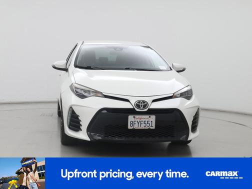 White 2017 Toyota Corolla SE