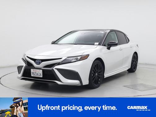 2022 Toyota Camry Hybrid XSE