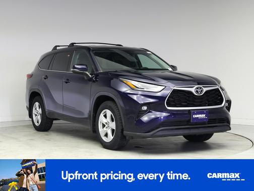 2022 Toyota Highlander LE