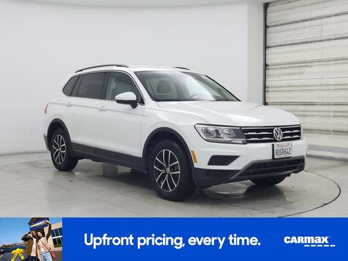 White 2021 Volkswagen Tiguan SE