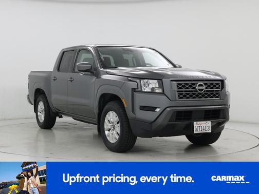 Gray 2022 Nissan Frontier SV