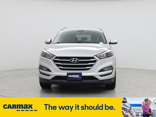 2017 Hyundai TUCSON SE Plus