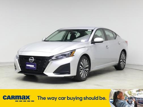 2023 Nissan Altima SV