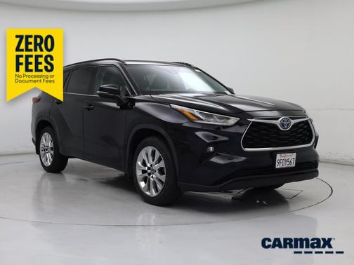 Black 2023 Toyota Highlander Hybrid Limited