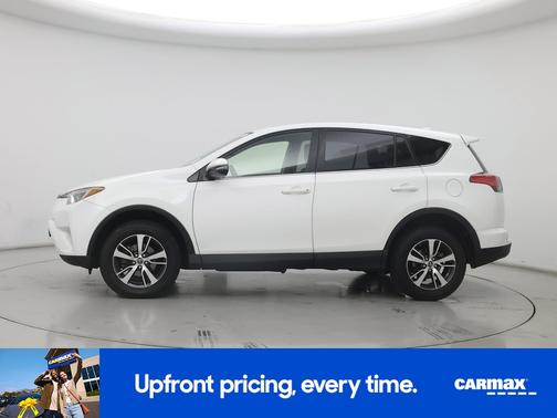 White 2018 Toyota RAV4 XLE
