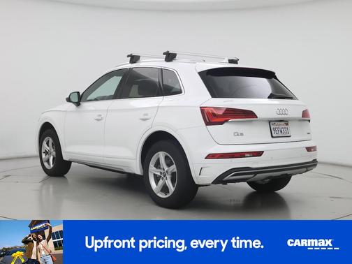 White 2023 Audi Q5 Premium