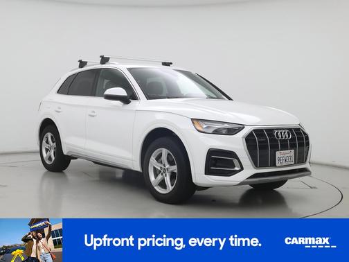 White 2023 Audi Q5 Premium
