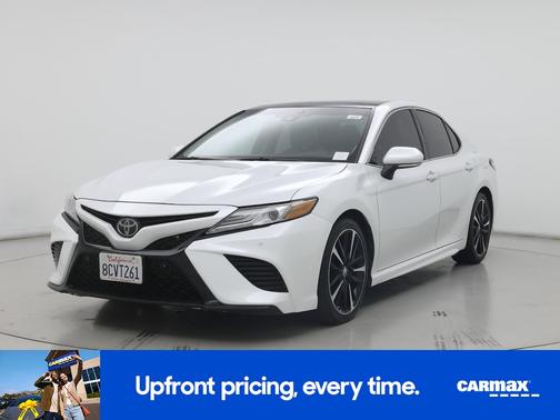Pearl 2018 Toyota Camry XSE