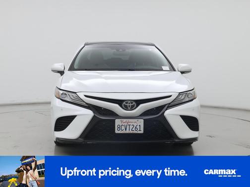 Pearl 2018 Toyota Camry XSE