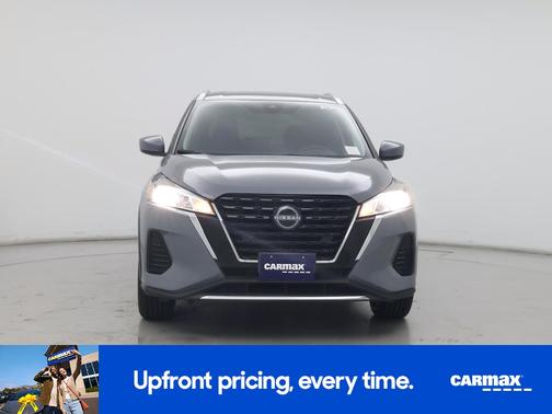 2022 Nissan Kicks SV
