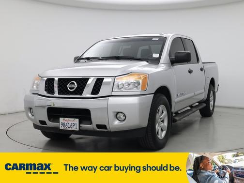 2014 Nissan Titan SV