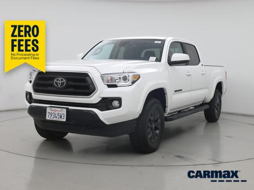 White 2023 Toyota Tacoma SR5