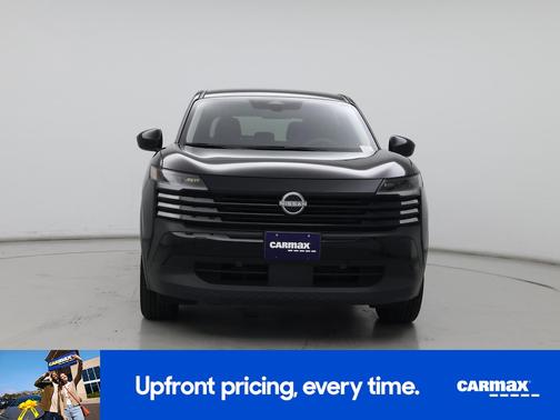 Black 2025 Nissan Kicks SV