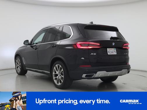 Black 2022 BMW X5 xDrive40i